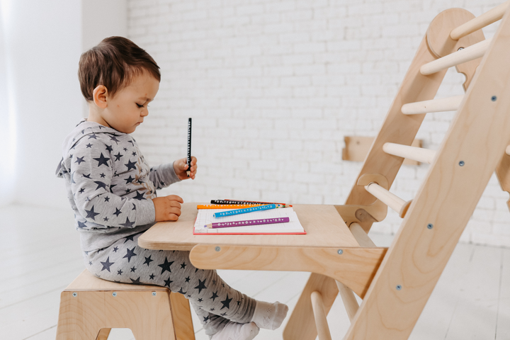 Umjetnički dodatak uz Trokutaste Jjestve