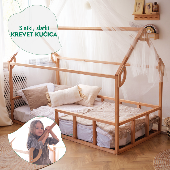 Drveni Montessori podni krevet u obliku kućice s ogradom i krovom za djecu